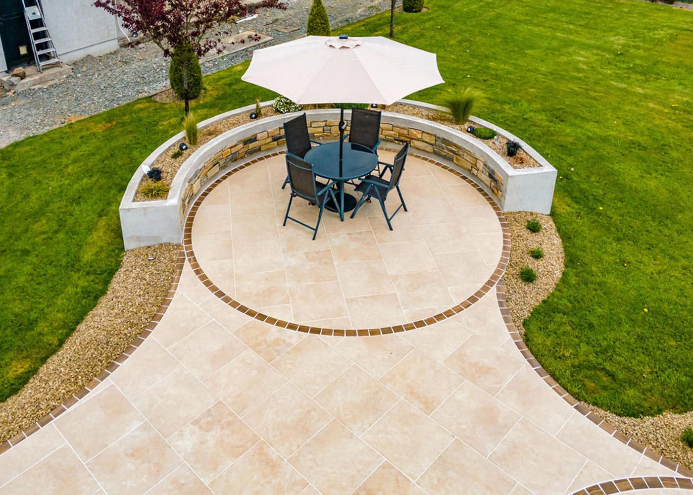 curved-patio